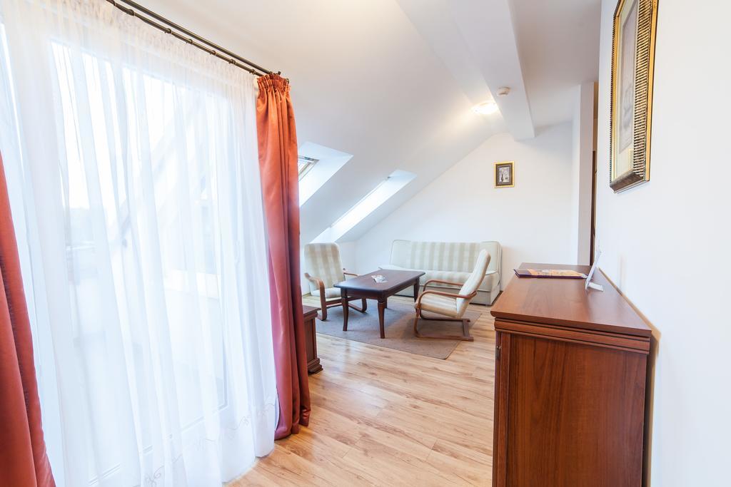 Olymp Apartment Kolobrzeg Exterior photo