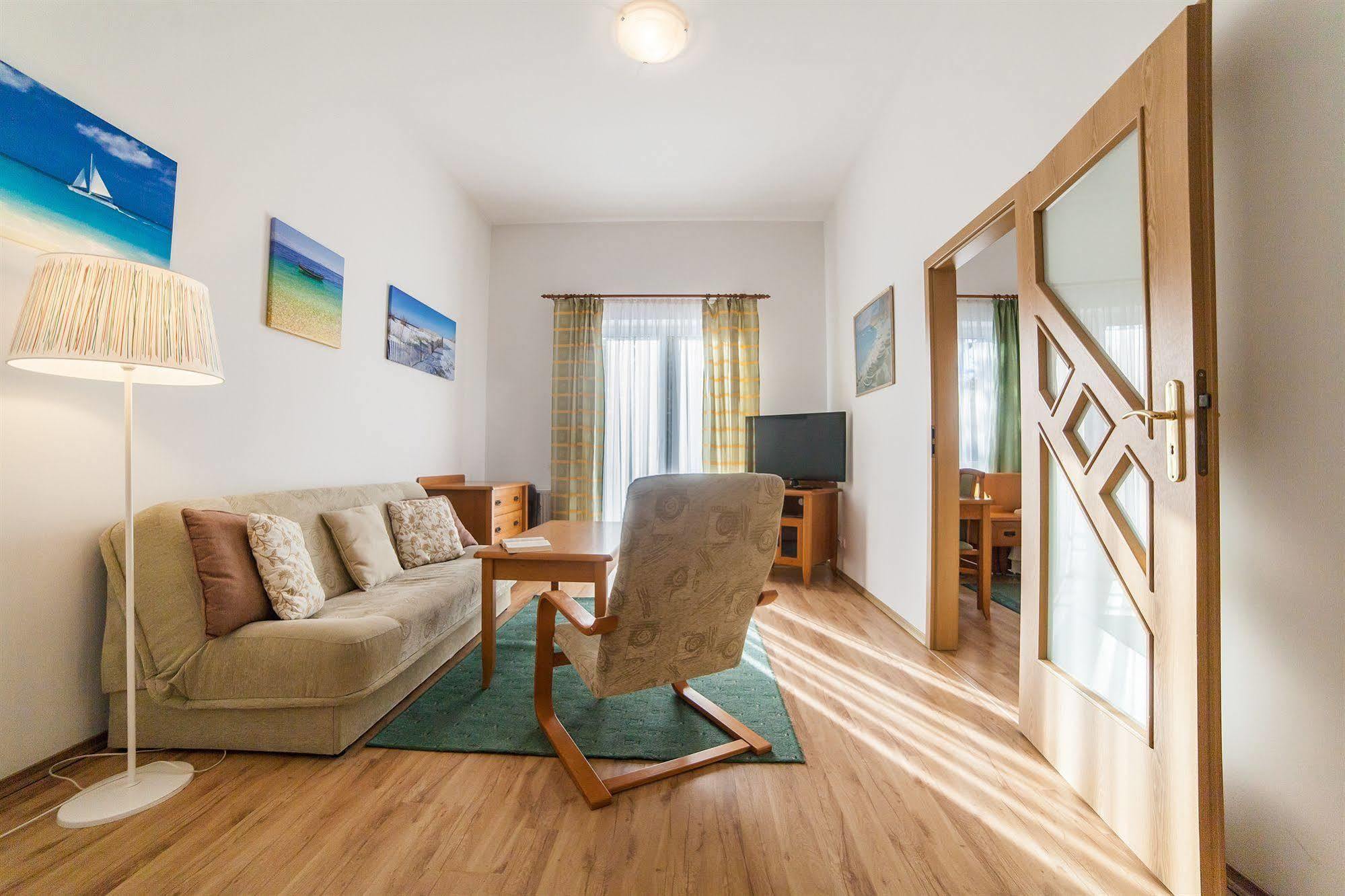 Olymp Apartment Kolobrzeg Exterior photo