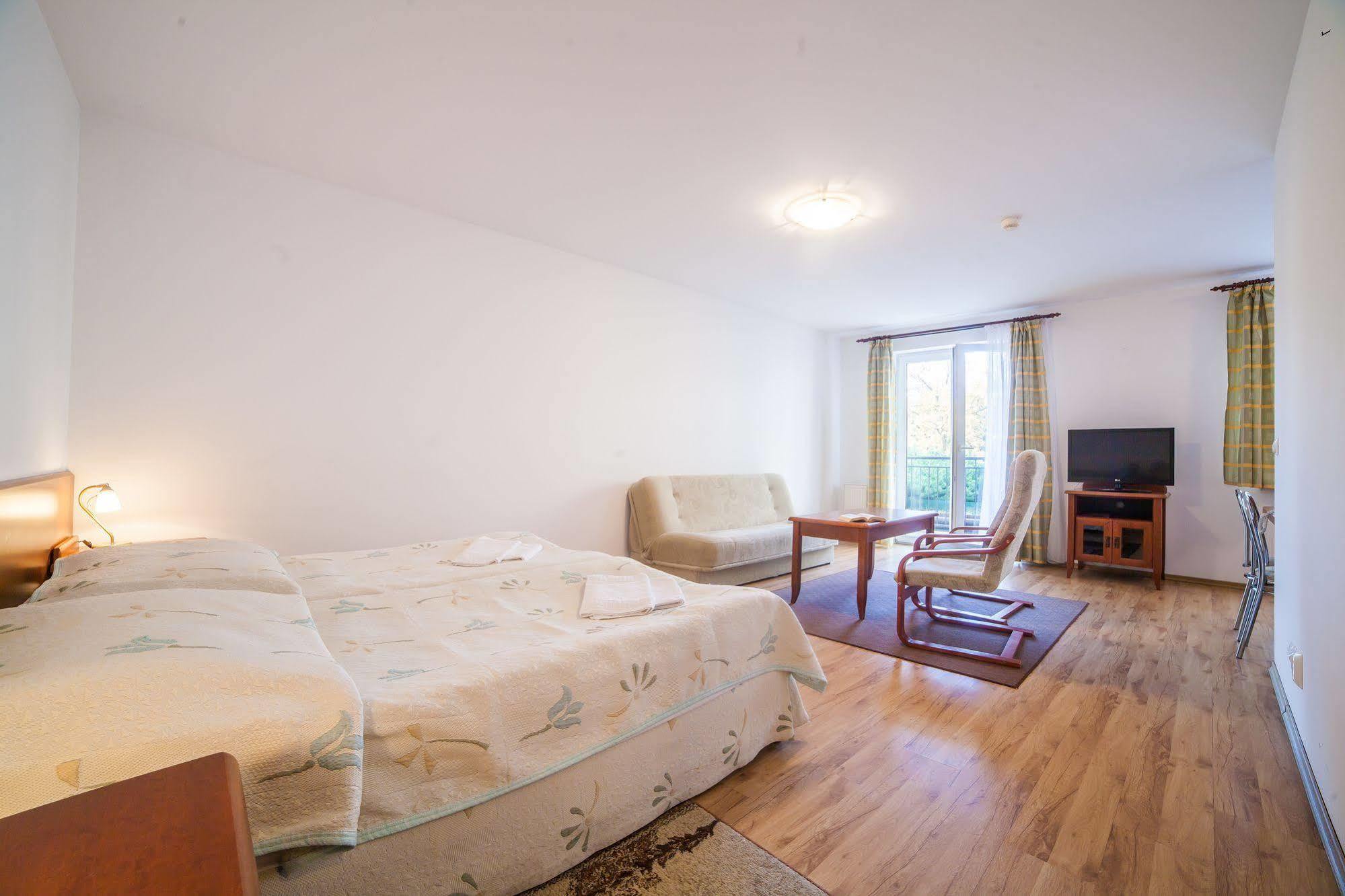 Olymp Apartment Kolobrzeg Exterior photo